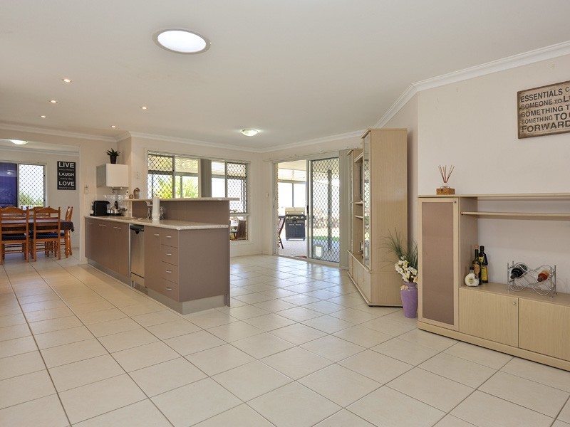 116 Parsons Boulevard, Deception Bay QLD 4508