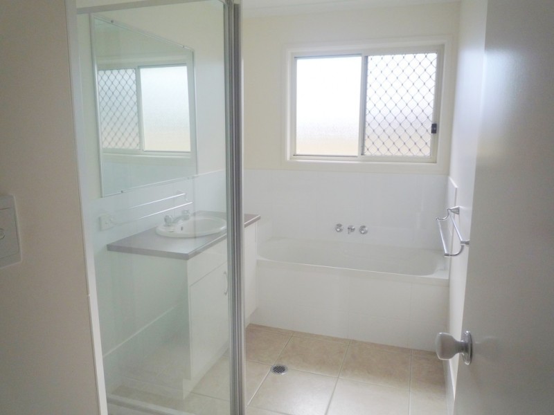 2/119 Cross Street, Deception Bay QLD 4508