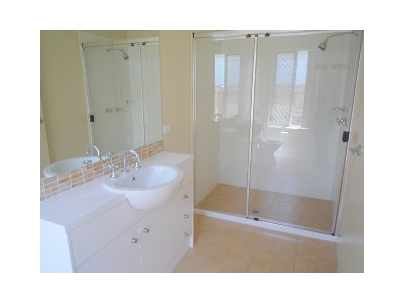 73 Sandstone Blvde, Ningi QLD 4511