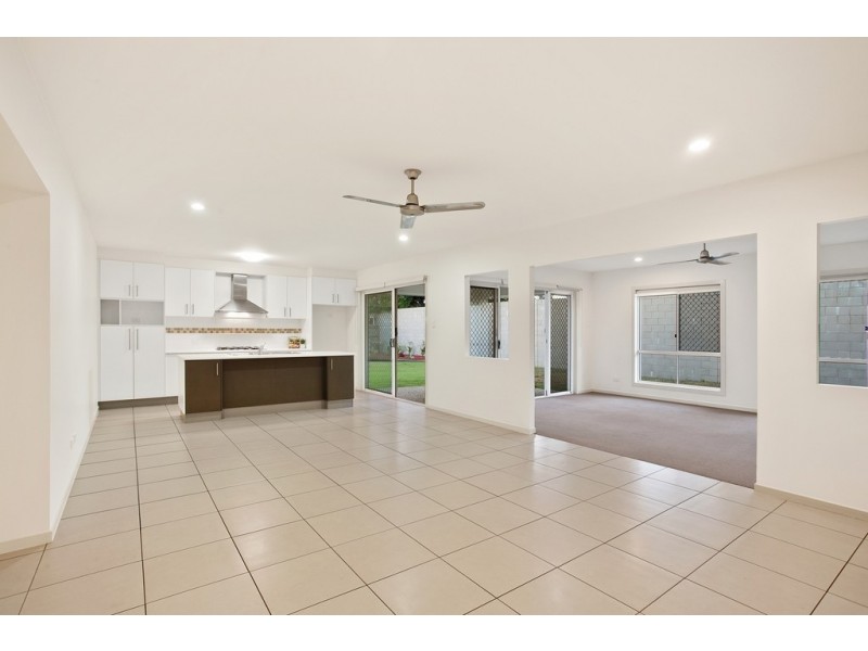 12 Caitlin Court, Rothwell QLD 4022