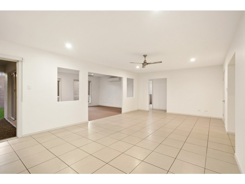 12 Caitlin Court, Rothwell QLD 4022