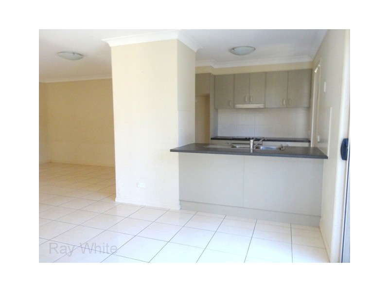 1/39 Amity Drive, Rothwell QLD 4022