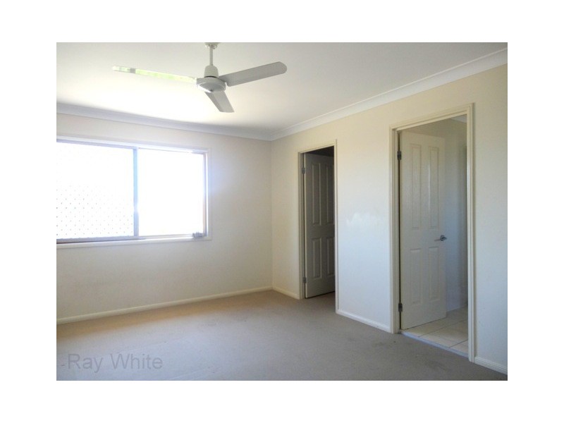1/39 Amity Drive, Rothwell QLD 4022