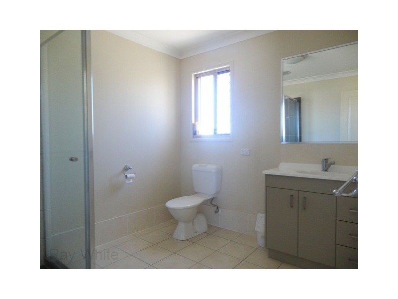 1/39 Amity Drive, Rothwell QLD 4022