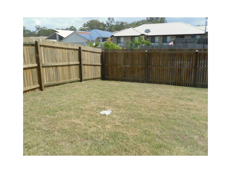 1/39 Amity Drive, Rothwell QLD 4022