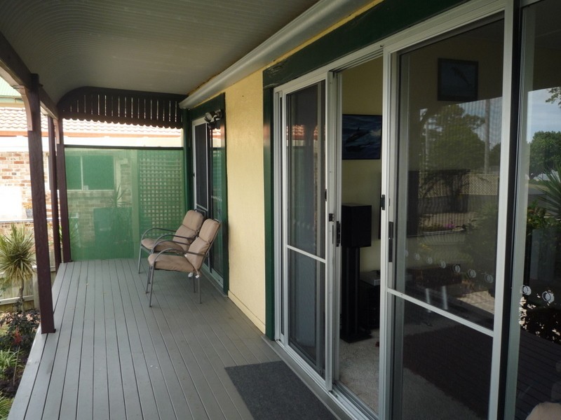 49 The Esplanade, Deception Bay QLD 4508