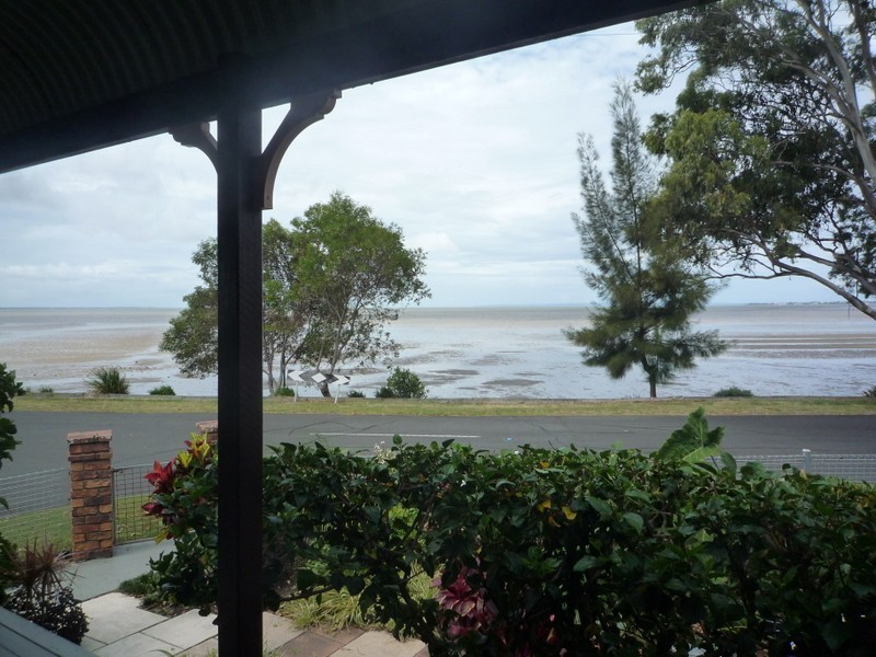 49 The Esplanade, Deception Bay QLD 4508