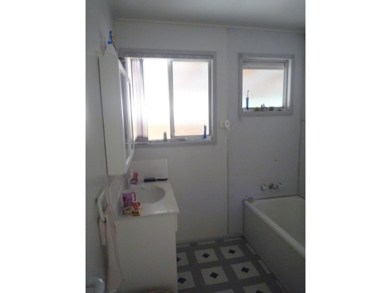 49 The Esplanade, Deception Bay QLD 4508