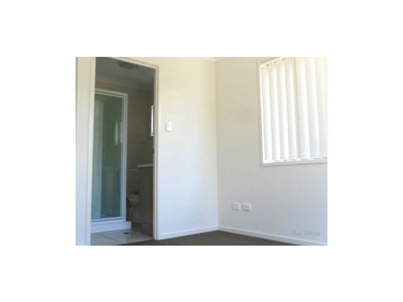 14 Jones Street, Rothwell QLD 4022