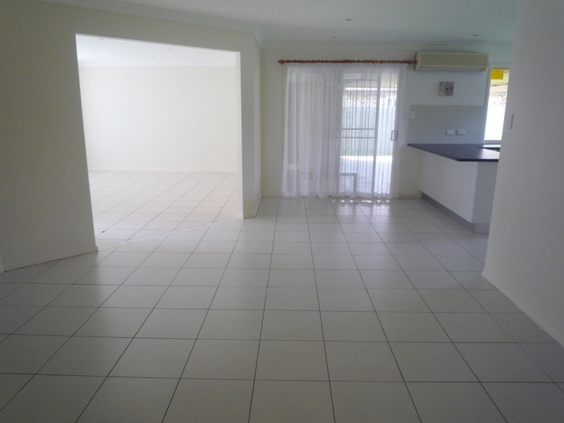 28 Bermuda Avenue, Deception Bay QLD 4508