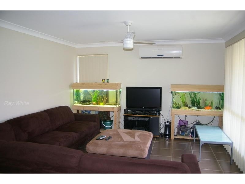 1/8 Arakoon Court, Rothwell QLD 4022