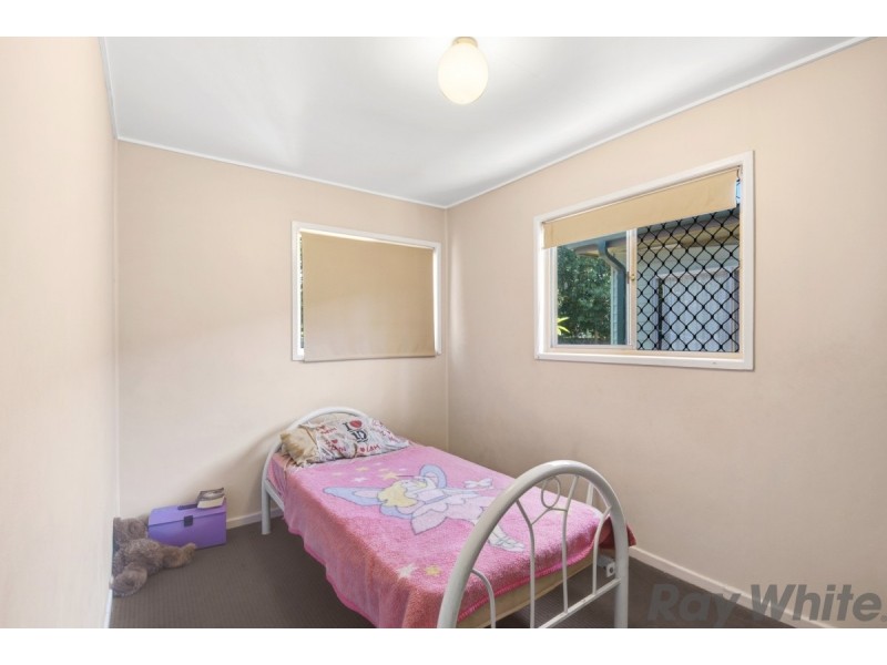 18 Windsor Place, Deception Bay QLD 4508