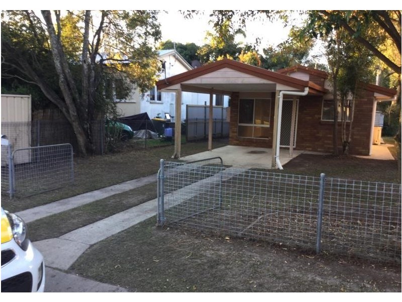 25 Windsor Place, Deception Bay QLD 4508