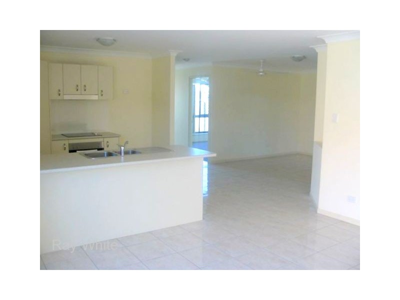 5b Lady Bowen Parade, Rothwell QLD 4022