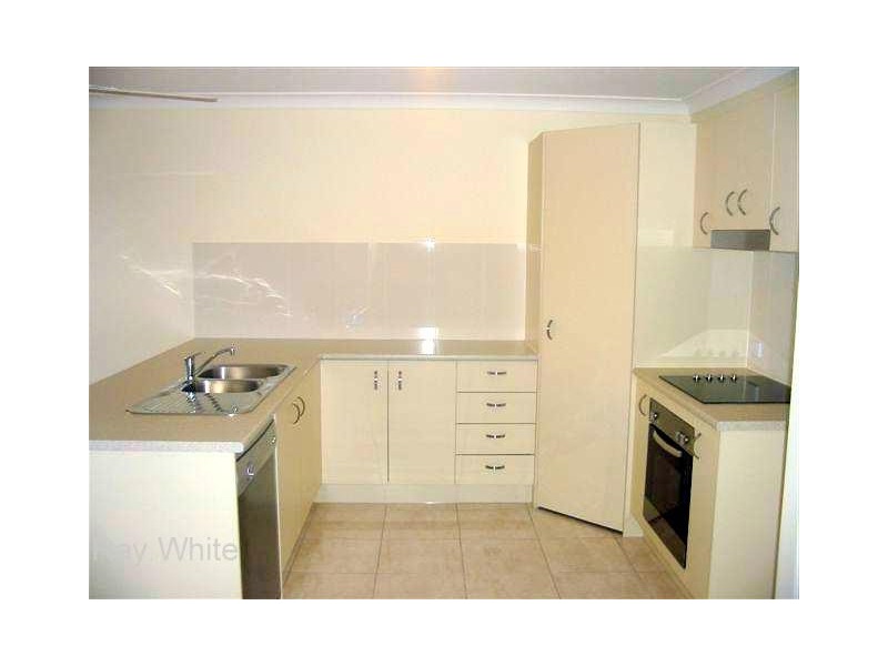 5b Lady Bowen Parade, Rothwell QLD 4022