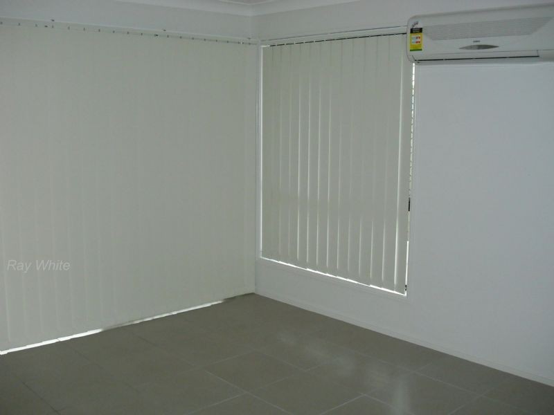 11a Cadell Crescent, Rothwell QLD 4022