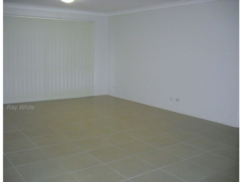 11a Cadell Crescent, Rothwell QLD 4022