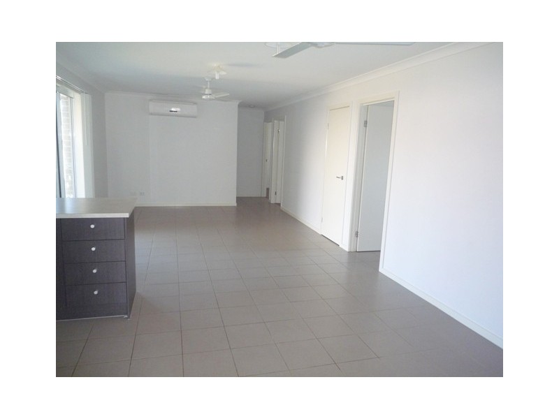 7 Riceflower Court, Ningi QLD 4511