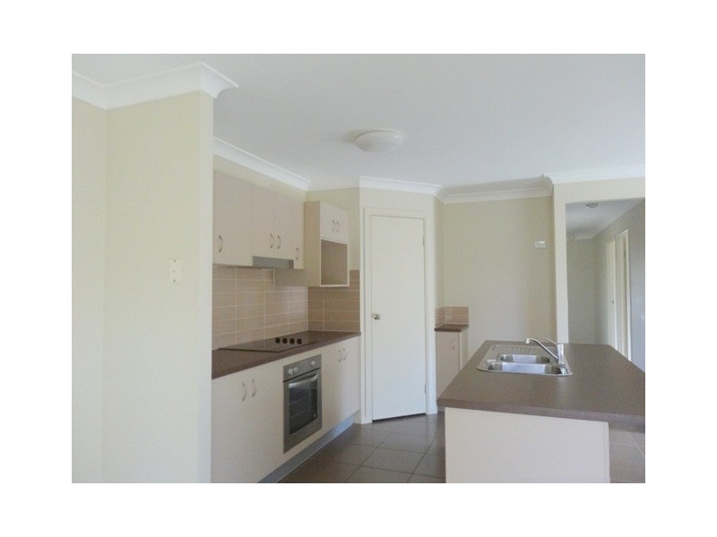 1/8 Arakoon Court, Rothwell QLD 4022