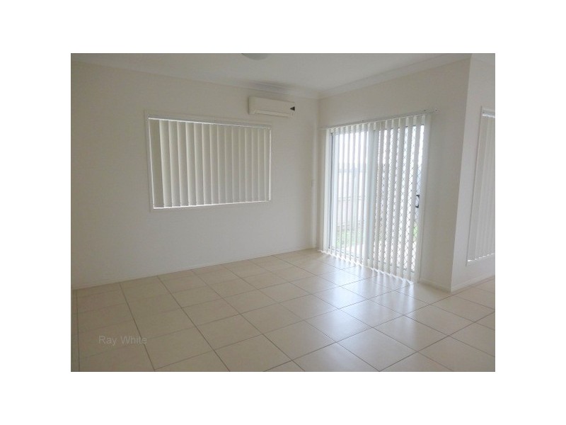 8 Canaipa Court, Rothwell QLD 4022