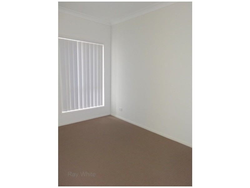 8 Canaipa Court, Rothwell QLD 4022