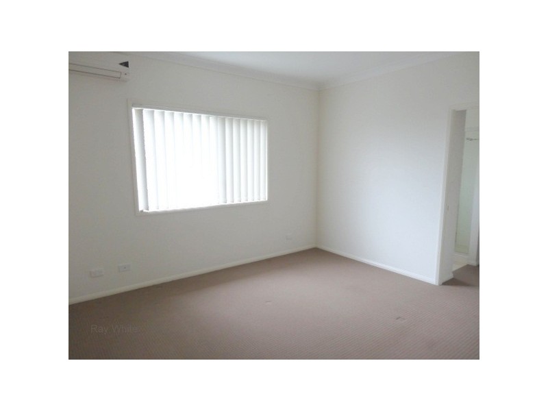 8 Canaipa Court, Rothwell QLD 4022