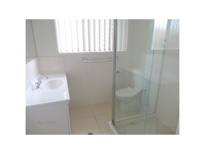 8 Canaipa Court, Rothwell QLD 4022