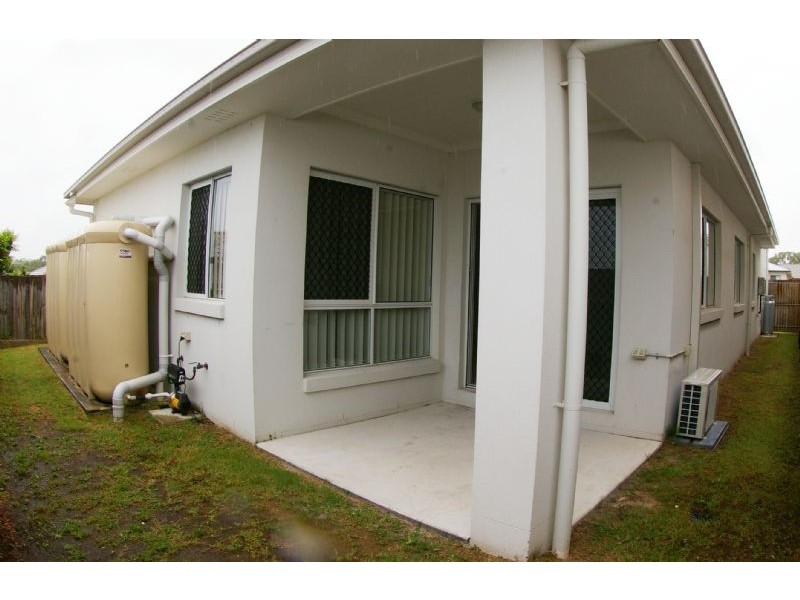 8 Canaipa Court, Rothwell QLD 4022