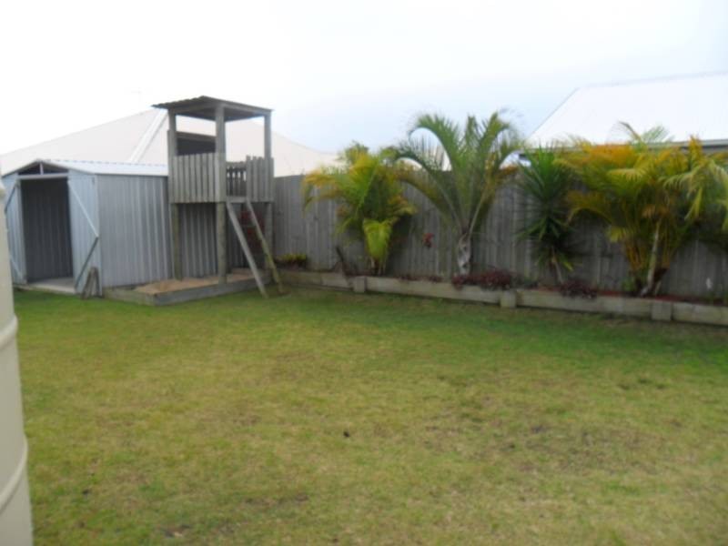 8 Jemma Street, Rothwell QLD 4022