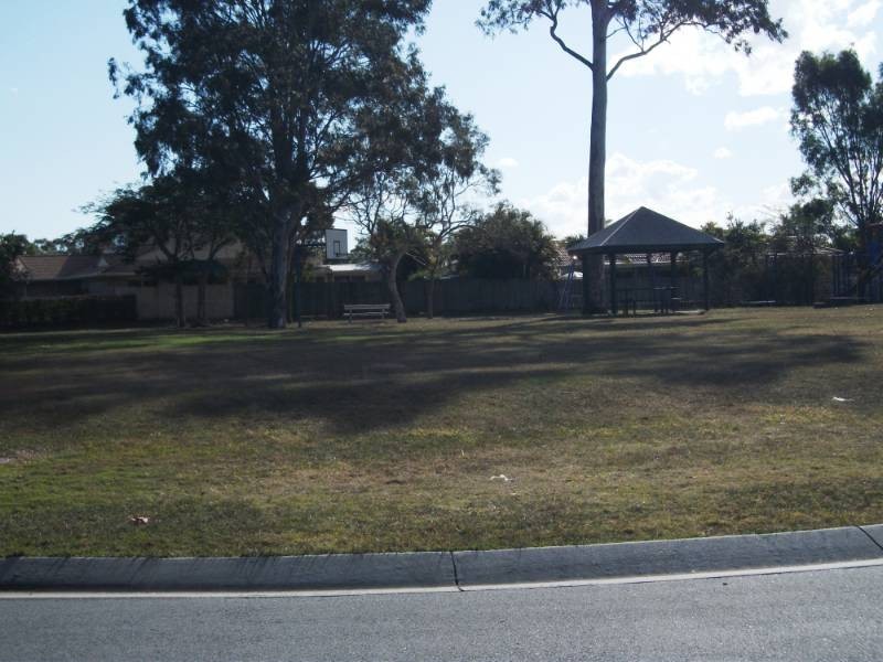 8 Jemma Street, Rothwell QLD 4022