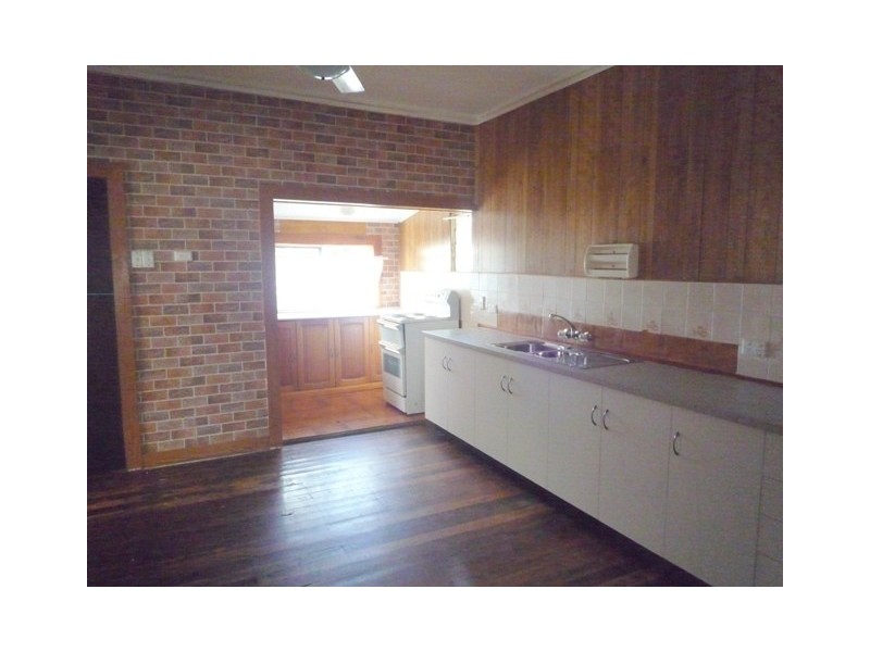 7 Seymour Street, Deception Bay QLD 4508