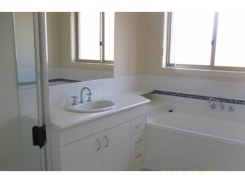 21 Coach Road, Morayfield QLD 4506