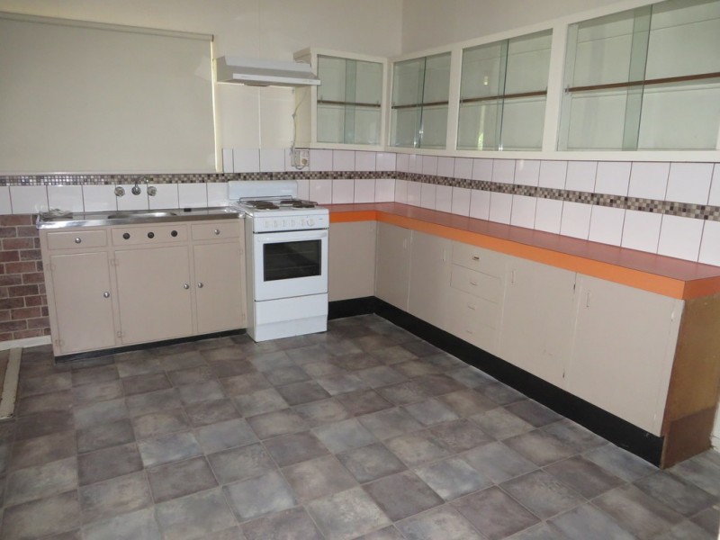 141 Esplanade South, Deception Bay QLD 4508