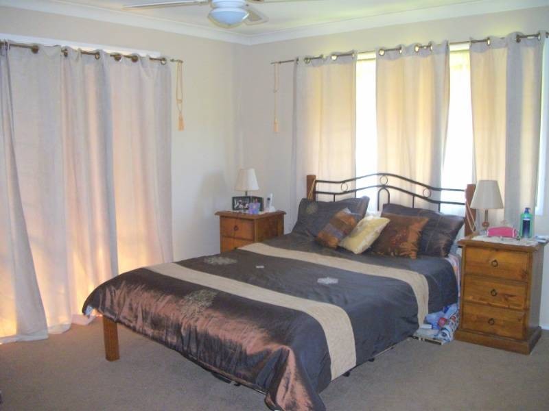 106 Cambridge Street, Rothwell QLD 4022