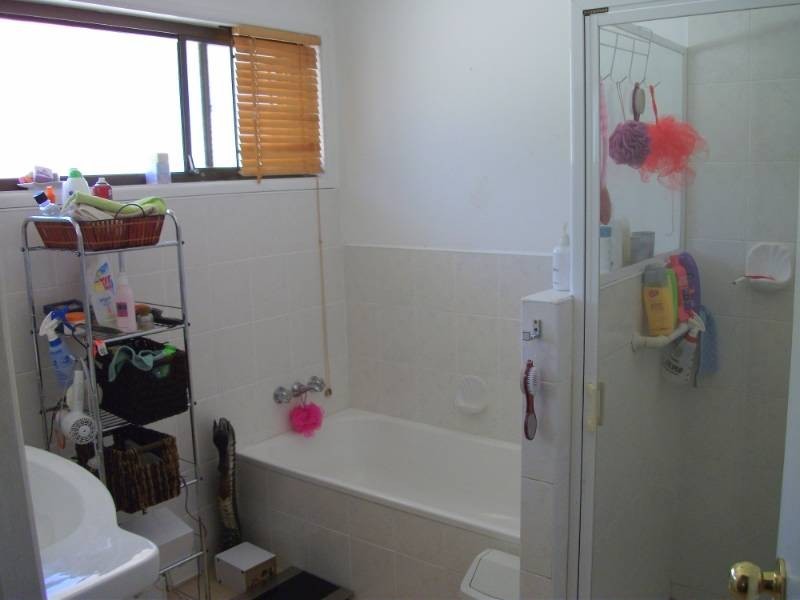106 Cambridge Street, Rothwell QLD 4022