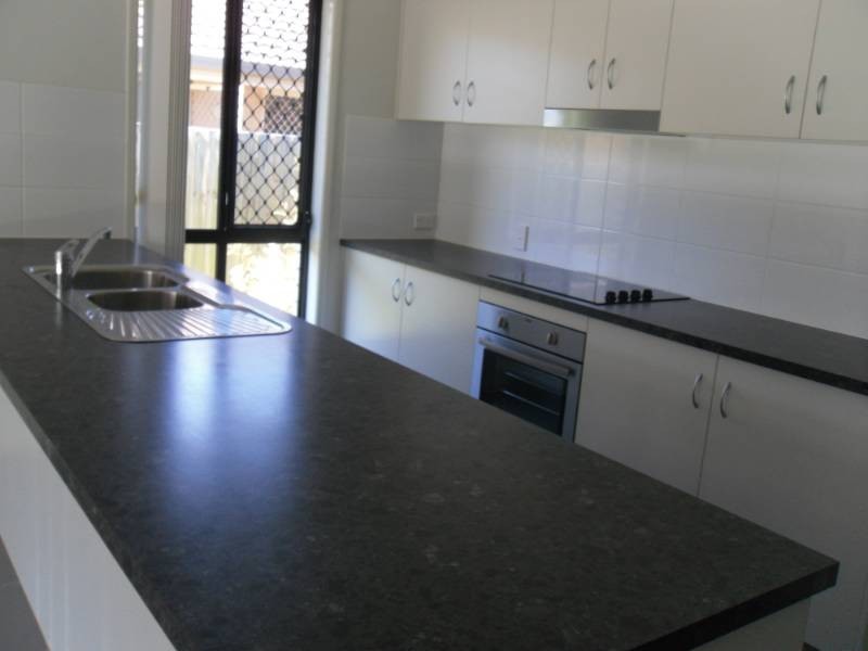 26 Hubner Drive, Rothwell QLD 4022