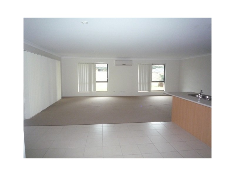 1 Greenwood Place, Deception Bay QLD 4508