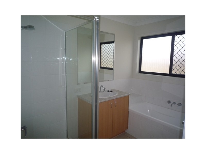 1 Greenwood Place, Deception Bay QLD 4508