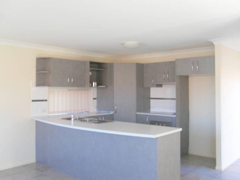 41 Leichhardt Avenue, Rothwell QLD 4022