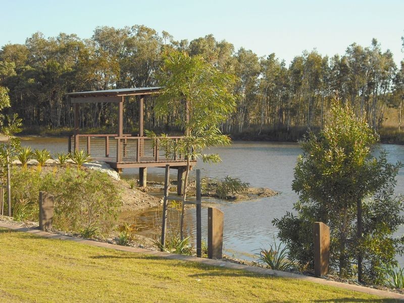 73 Sandstone Boulevard, Ningi QLD 4511