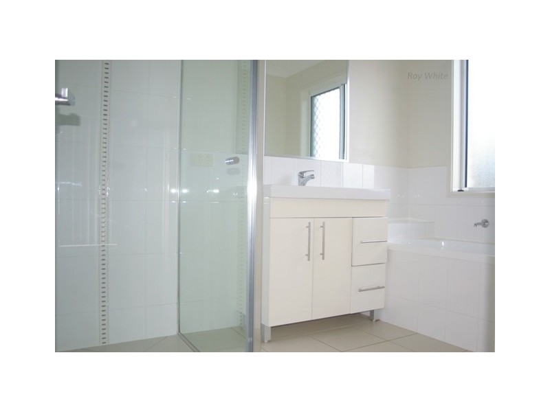 2 Wayland Circuit, Morayfield QLD 4506