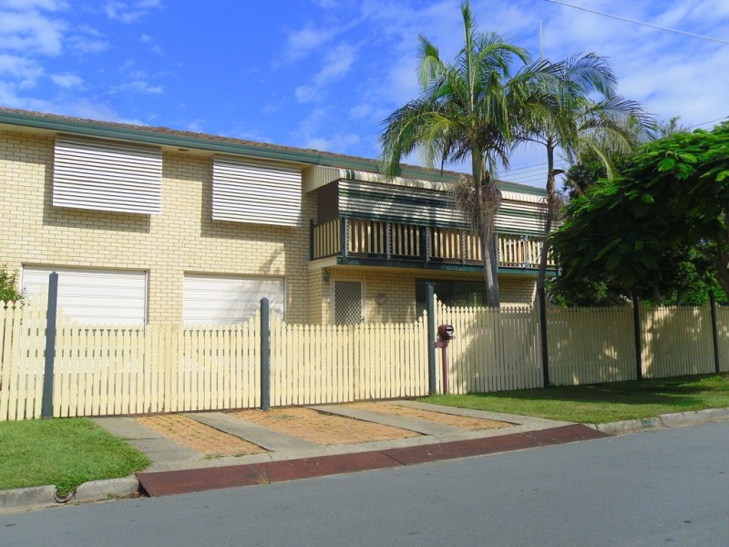 3 Meerawa Street, Redcliffe QLD 4020
