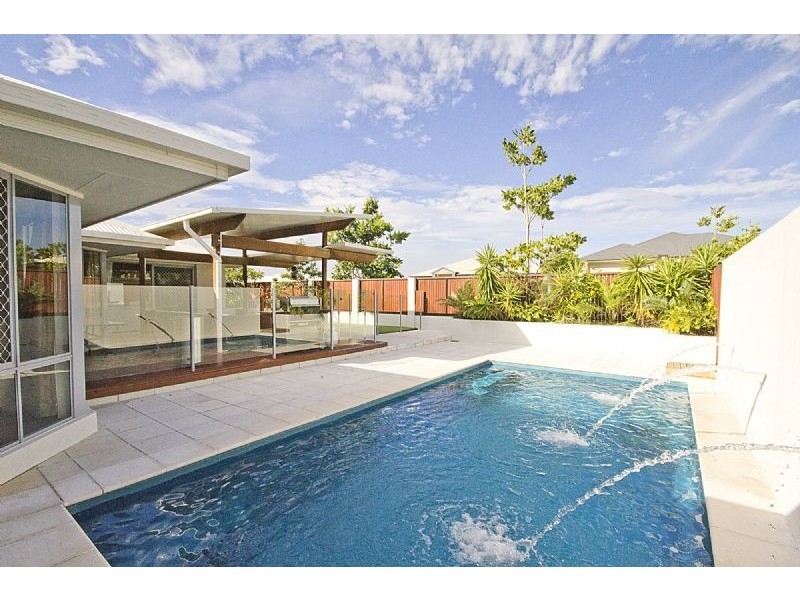 6 Wellington Road, Murrumba Downs QLD 4503