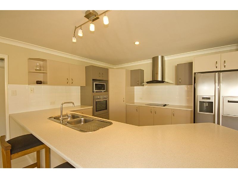 6 Wellington Road, Murrumba Downs QLD 4503