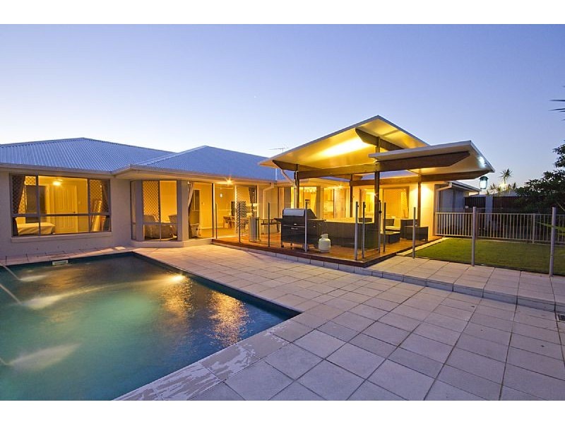 6 Wellington Road, Murrumba Downs QLD 4503