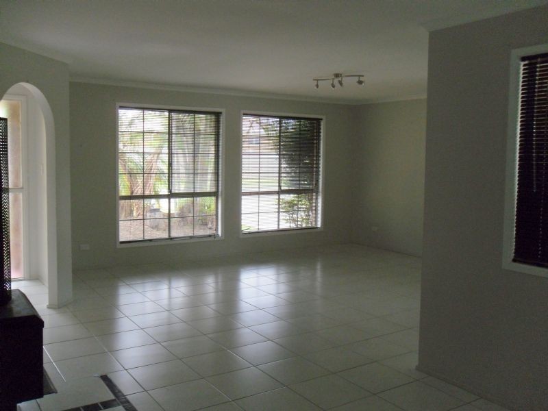 3 Barbara Court, Deception Bay QLD 4508