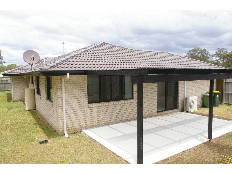 5 Nadine Place, Deception Bay QLD 4508