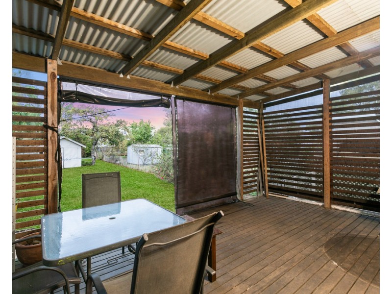 17 Short Street, Woody Point QLD 4019