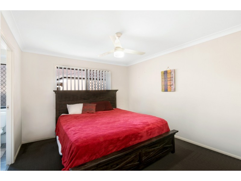 26 Hubner Drive, Rothwell QLD 4022