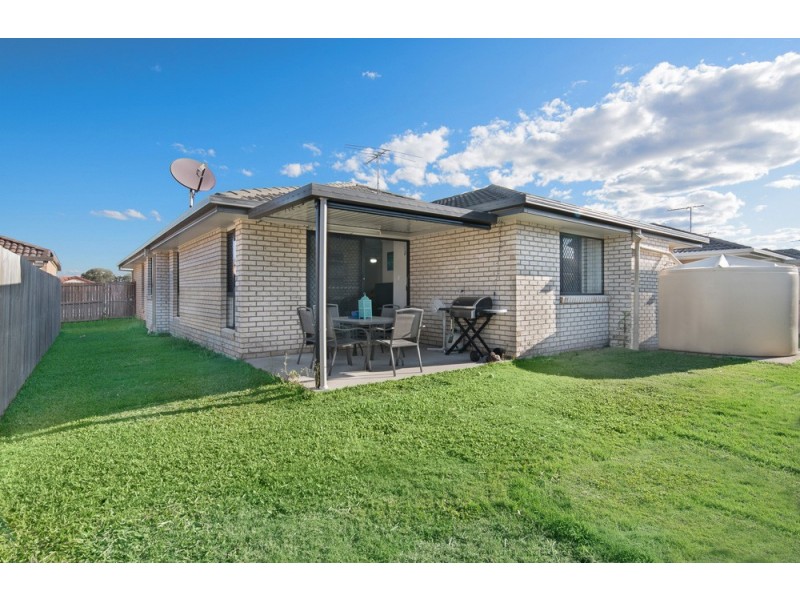 26 Hubner Drive, Rothwell QLD 4022